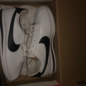 Black and white Cortez